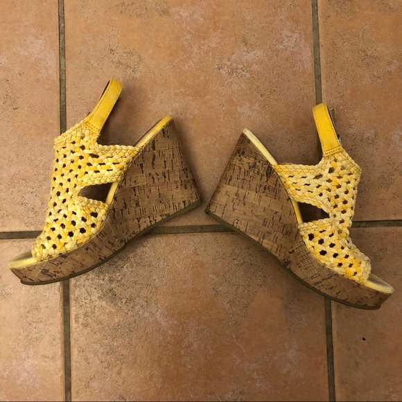 Yellow Crochet Wedge Sandals SZ. 7 - Picture 2 of 3